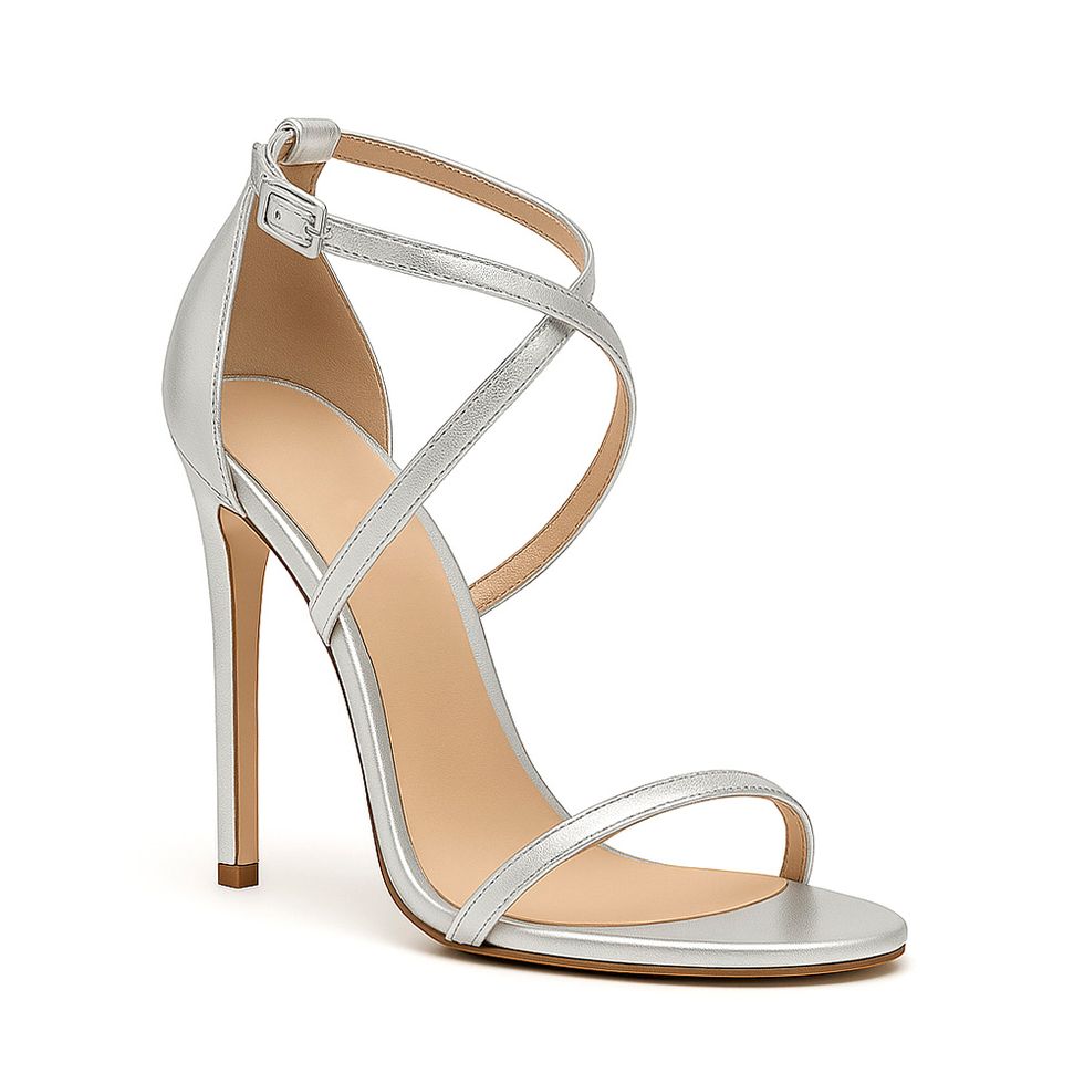 sandalia-royalz-metalizada-amara-salto-alto-fino-tira-prata-2.jpg