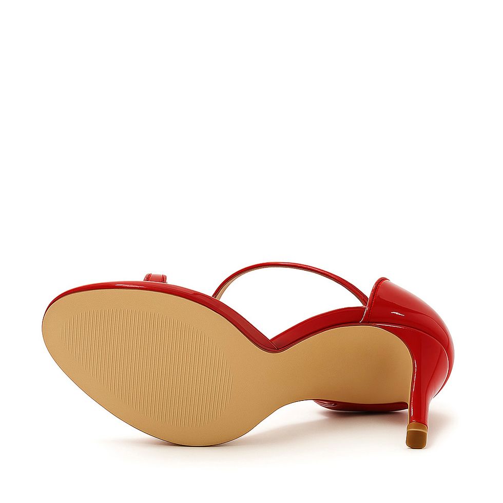 sandalia-royalz-verniz-paola-salto-alto-fino-tira-vermelha-3.jpg