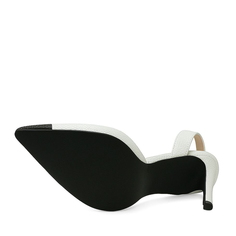 scarpin-royalz-cobra-salto-alto-fino-olivia-slingback-branco-preto-4.jpg