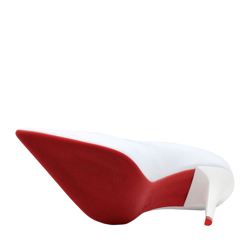 scarpin-royalz-verniz-sola-vermelha-salto-alto-fino-penelope-branco-4